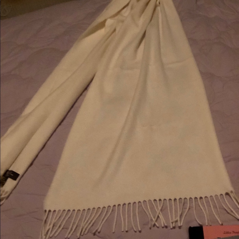 Loro Piana cashmere scarf